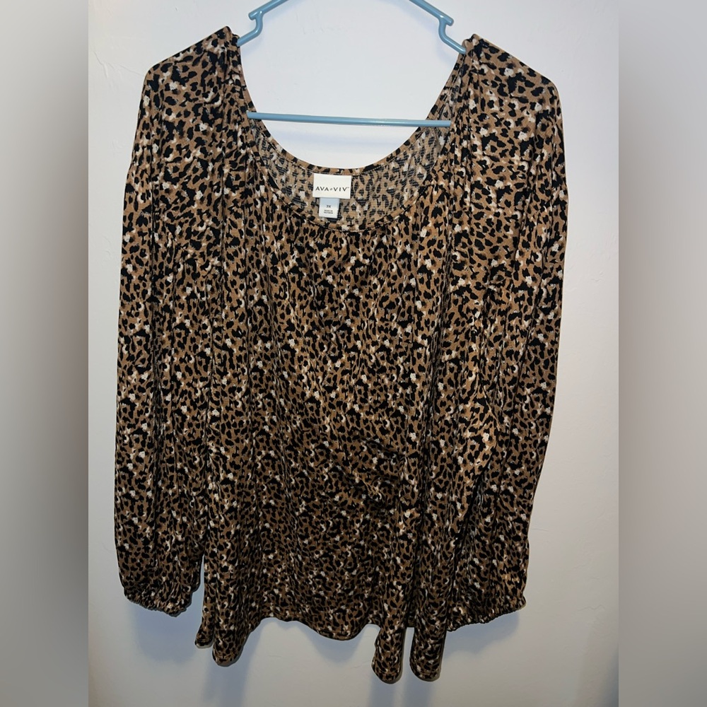 Ava & Viv Women's Leopard Print Top - Brown